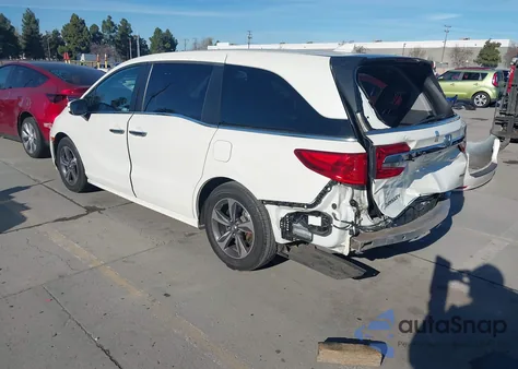 2018 Honda Odyssey Touring из США, поврежденный, VIN 5FNRL6H87JB058038